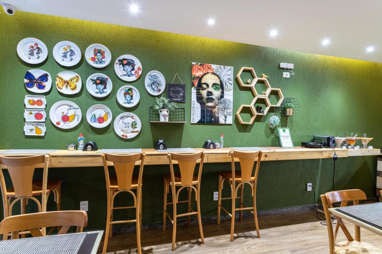 Eko Residence Hotel - Proximo A Santa Casa E Auditorio Araujo Vianna ポルト・アレグレ エクステリア 写真